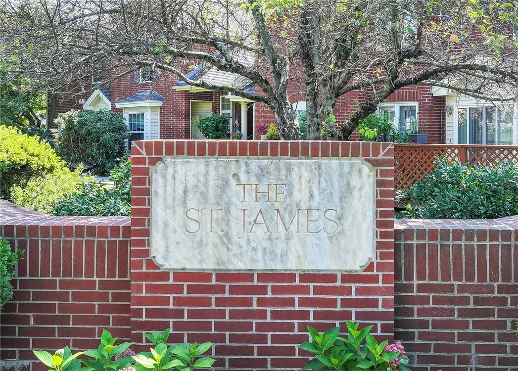 626 Smithfield Road 701 — photo
