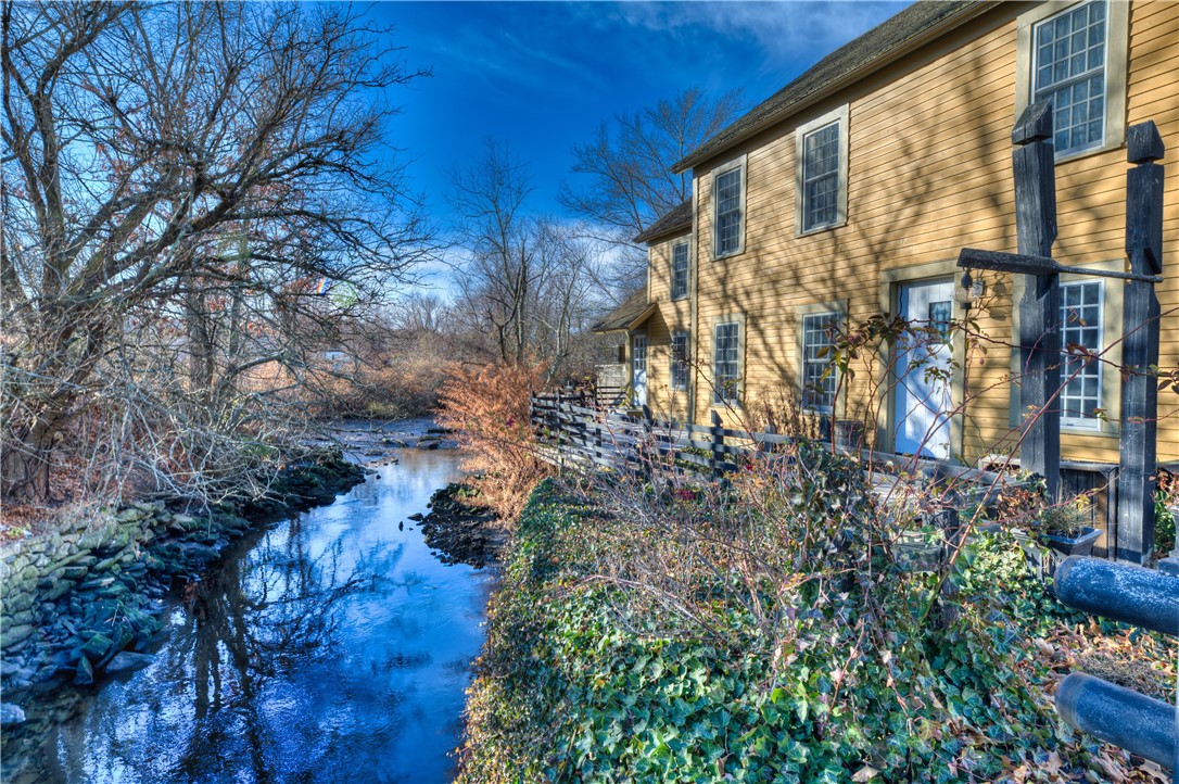 3351 Post Road, Warwick, RI 02886 — photo 2