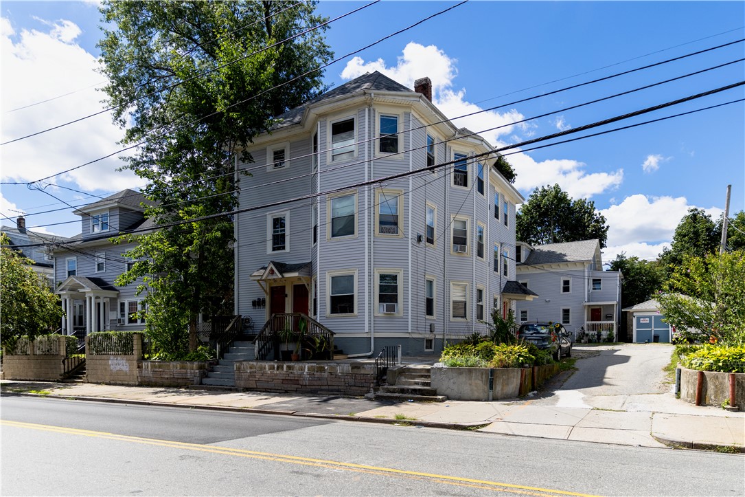 191 Dexter Street — photo