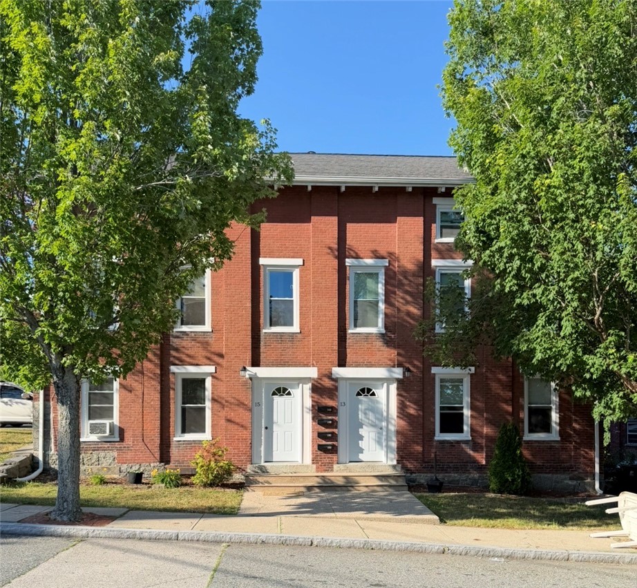 15 Main Street — photo