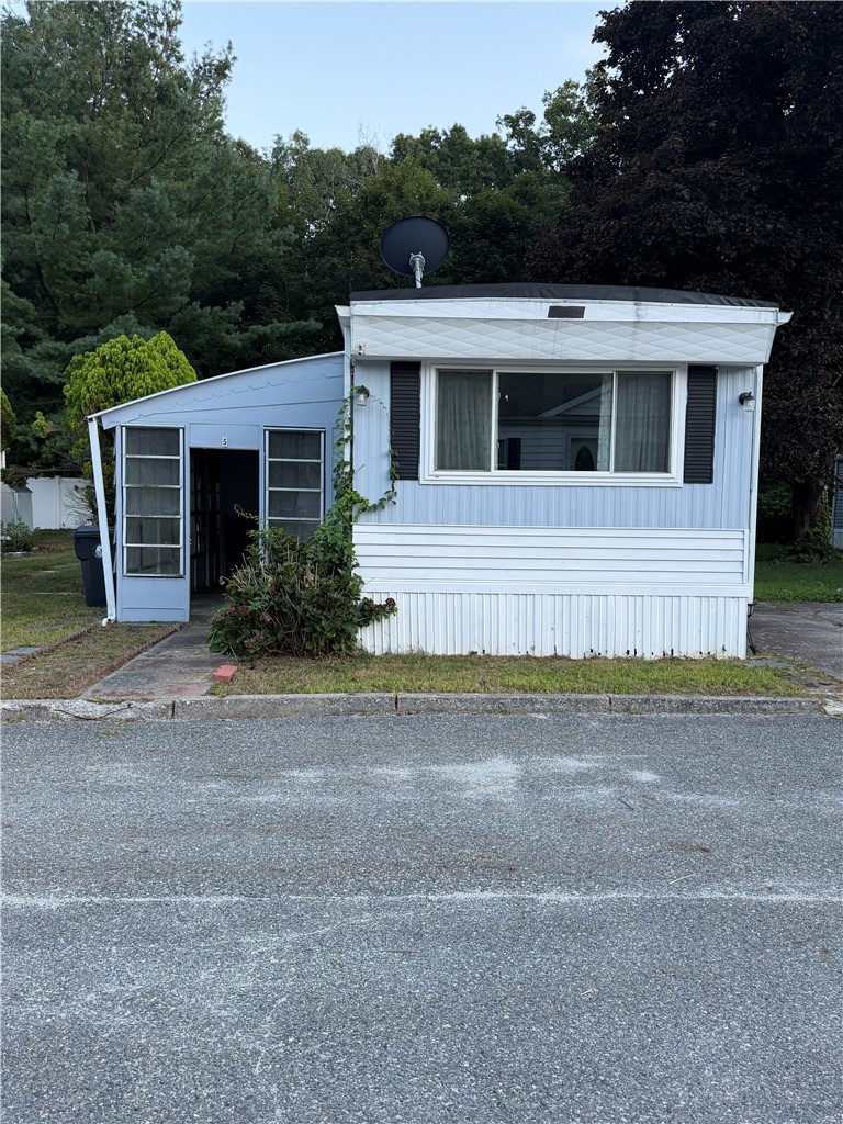27 Woodward Unit 5 Road — photo