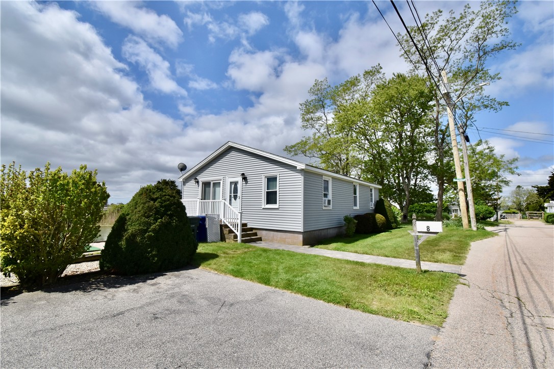 8 Utter Street, Westerly, RI 02891 — photo 3