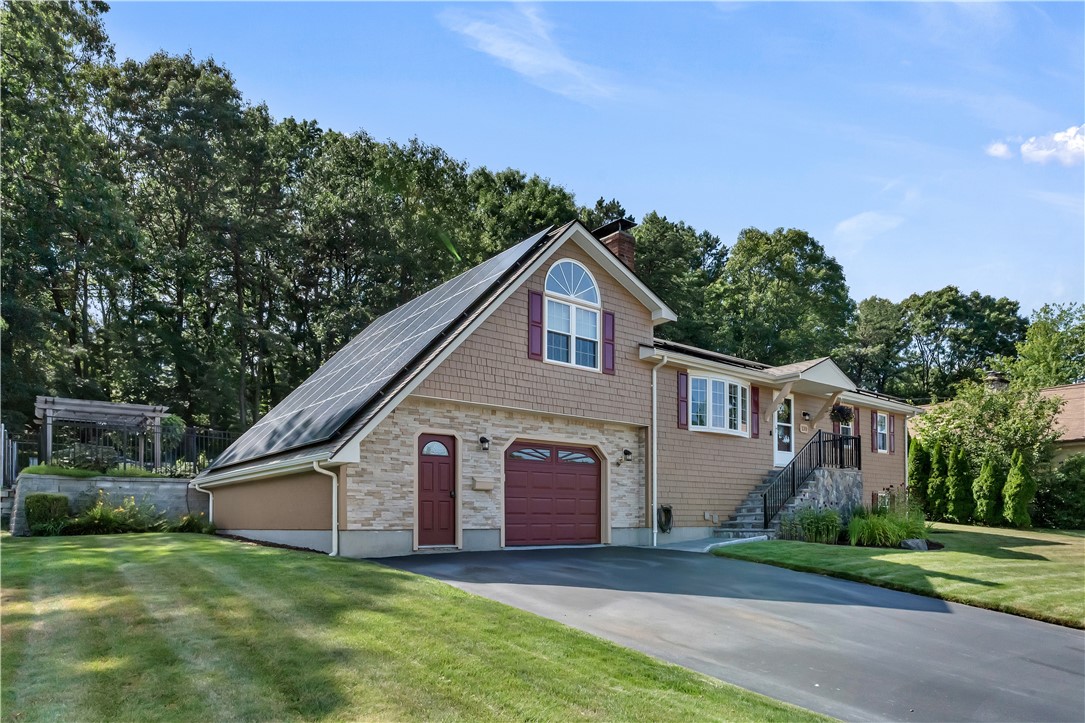 139 Ray Avenue, Woonsocket, RI 02895 — photo 2