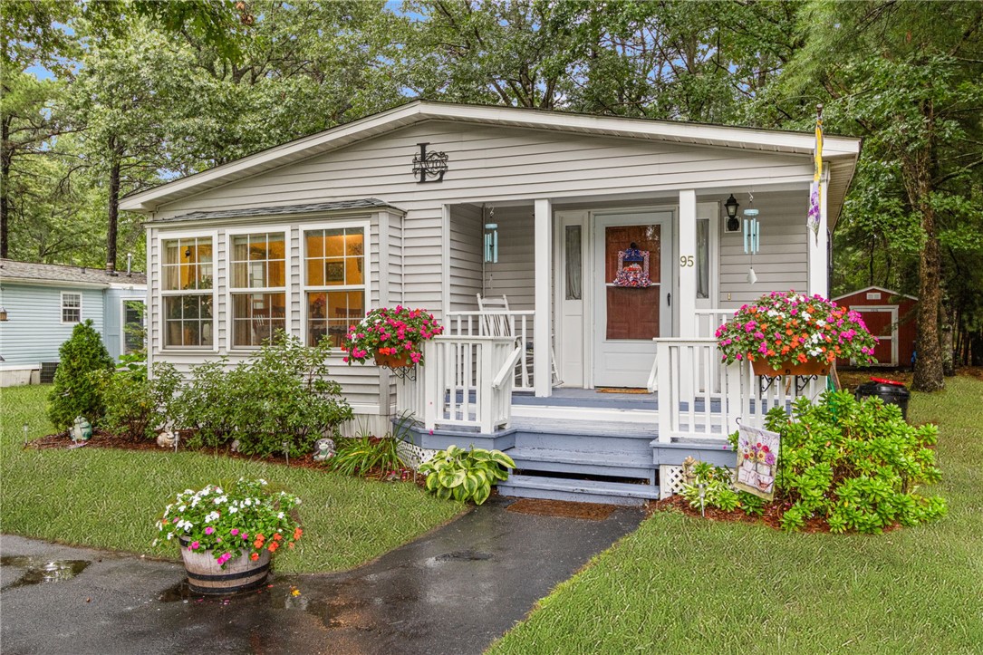 95 Lear Drive, Coventry, RI 02816 — photo 2