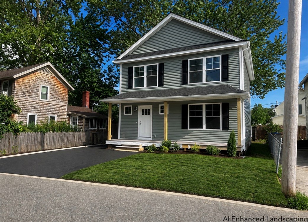 32 Adams Avenue — photo