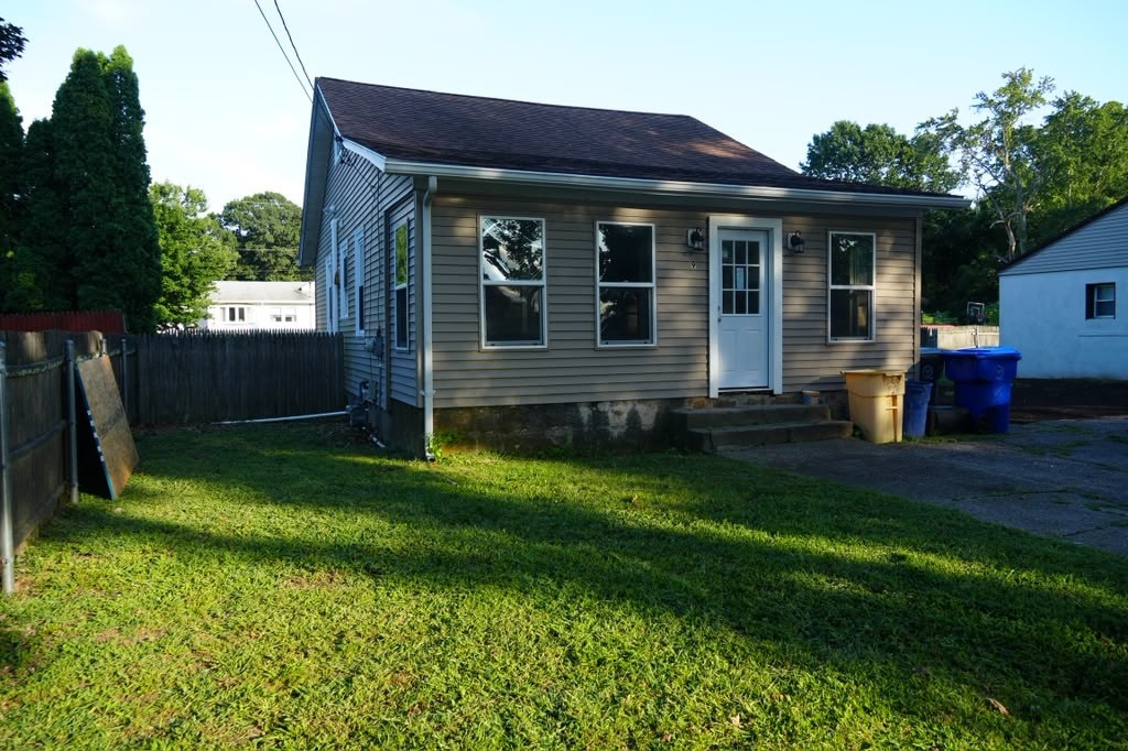9 Vineland Avenue — photo