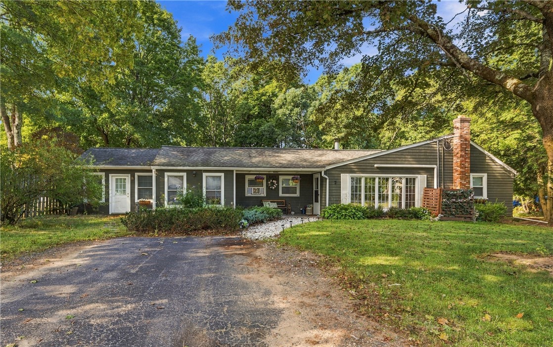 7 White Pine Drive — photo