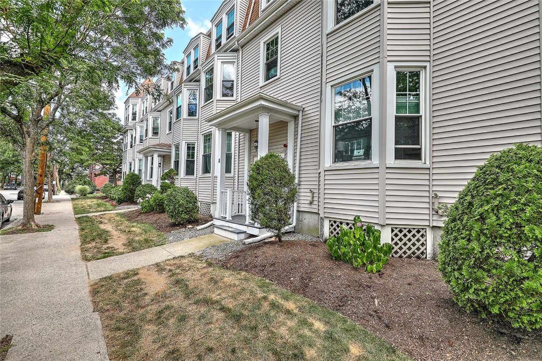 8 Slocum Street 17 — photo