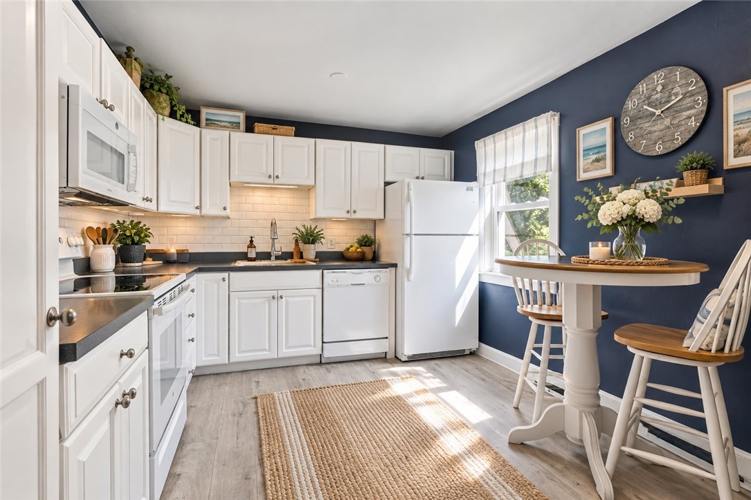 22 Apache Drive #B, Westerly, RI 02891 — photo 2