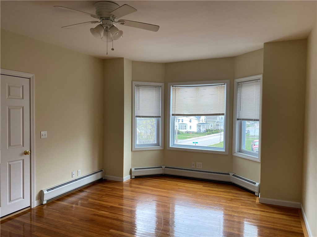15 Newton Avenue 3 — photo