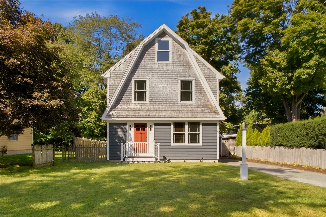 22 Bernard Avenue — photo