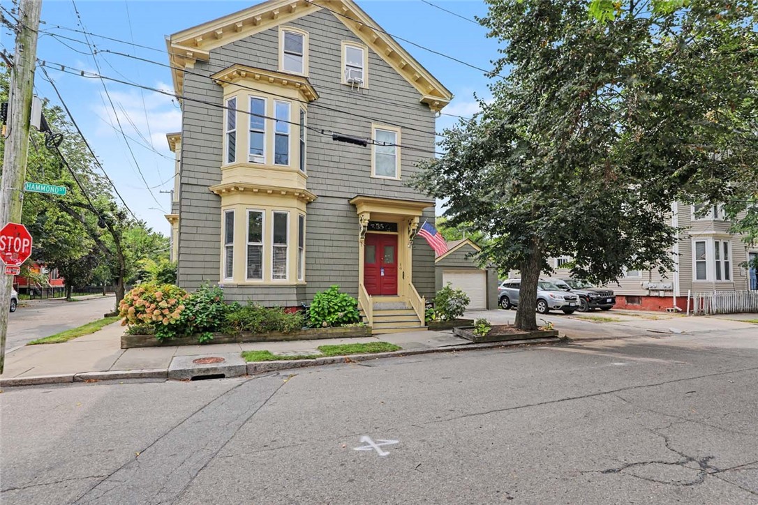 35 Hammond Street 1 — photo