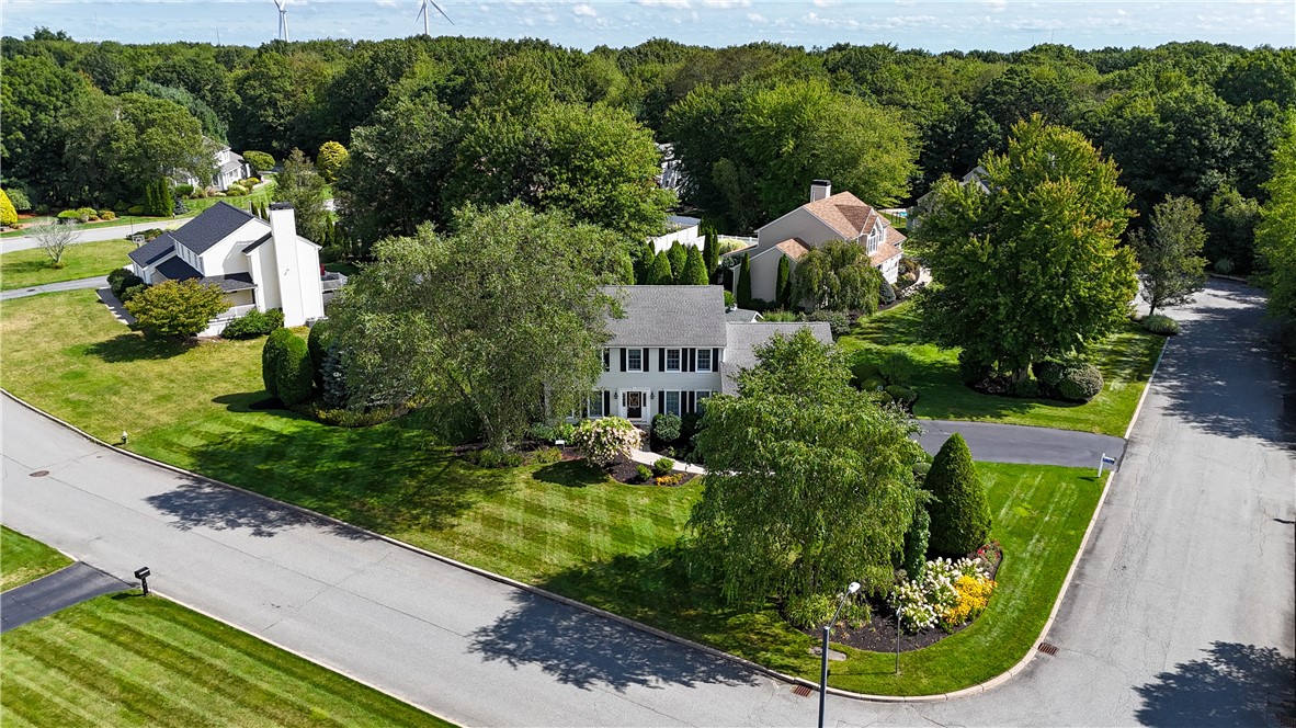 10 Jay Court — photo