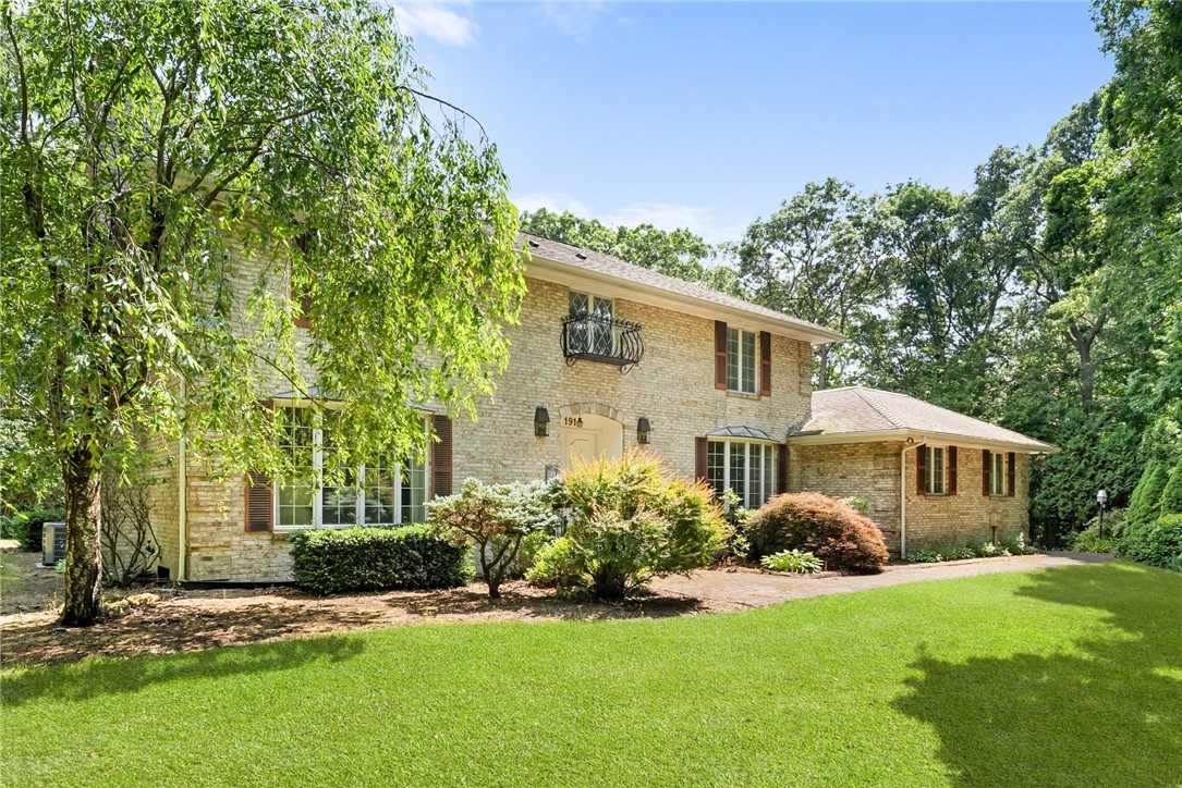 191 Fairway Drive — photo