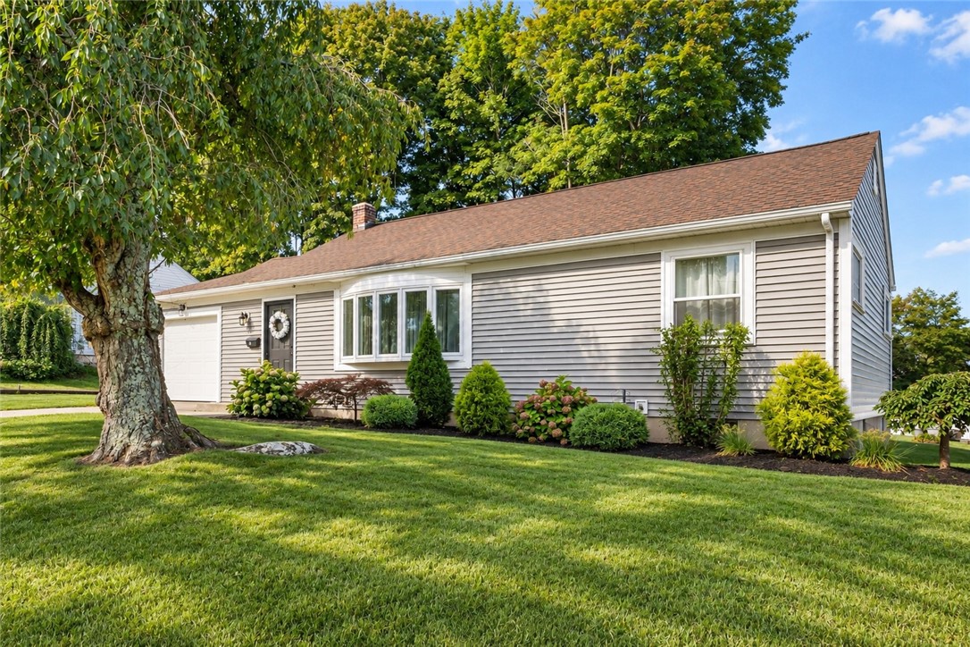 14 Salem Drive — photo