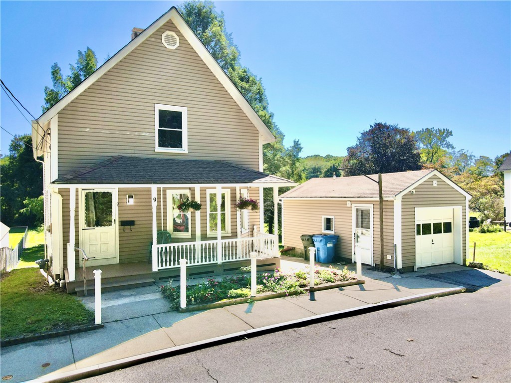 9 Daniel Street — photo