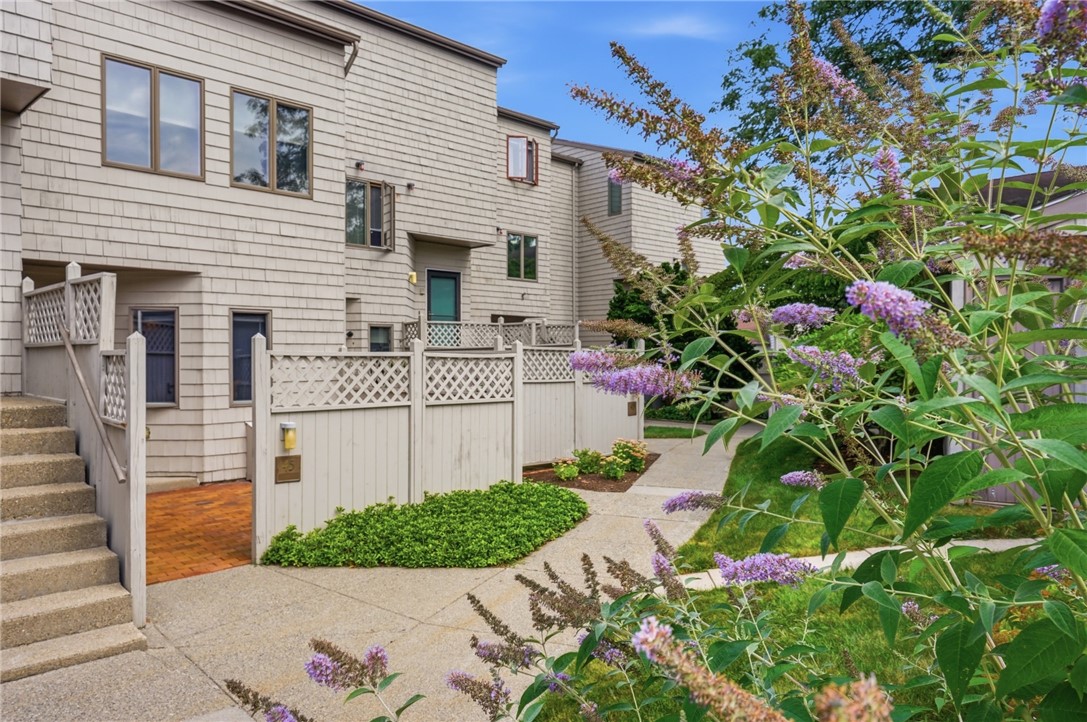 45 Seabreeze Lane 45 — photo