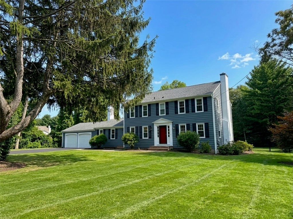 12 Tall Pine Drive — photo
