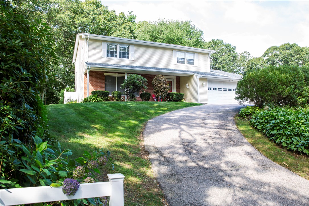 64 Sherwood Drive — photo