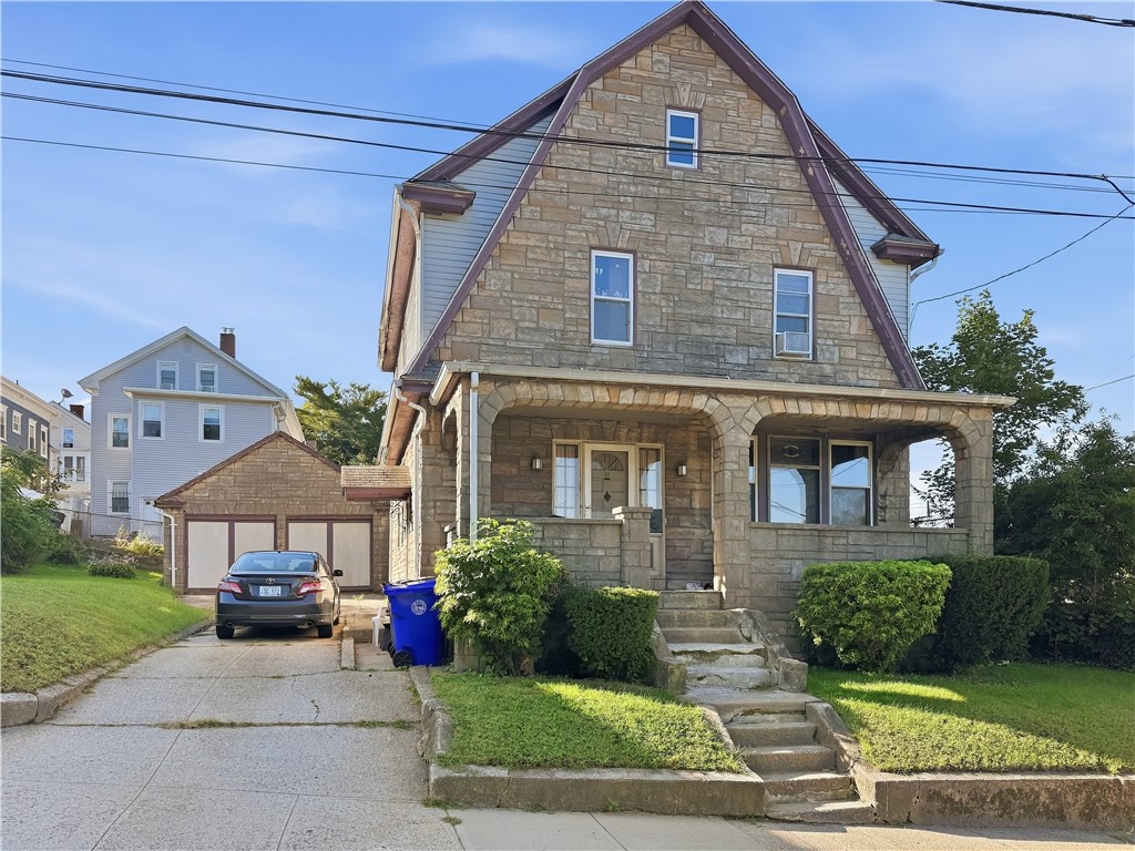 11 Grand View Street — photo