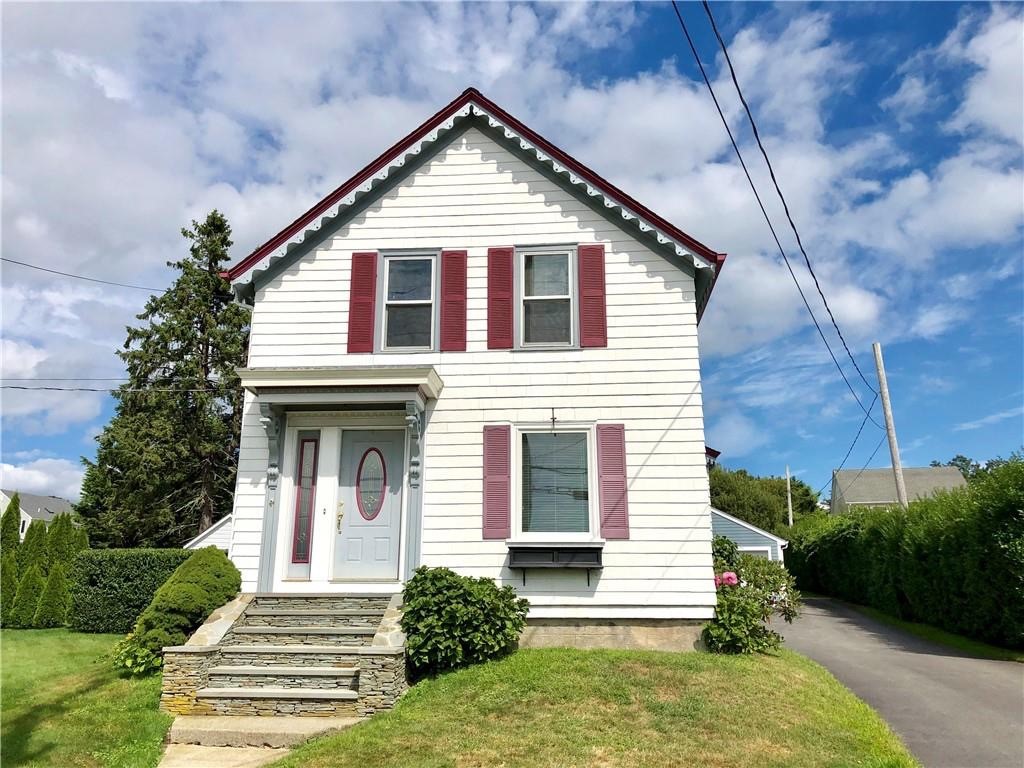 673 Aquidneck Avenue — photo