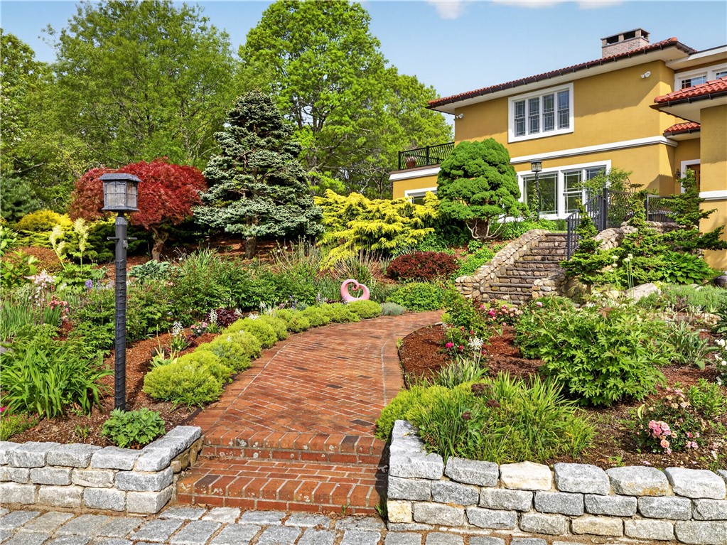 325 Post Road, Westerly, RI 02891 — photo 3