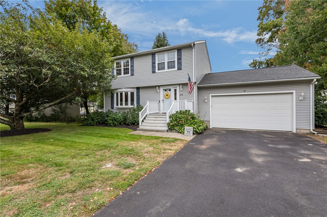 39 Whispering Pines — photo