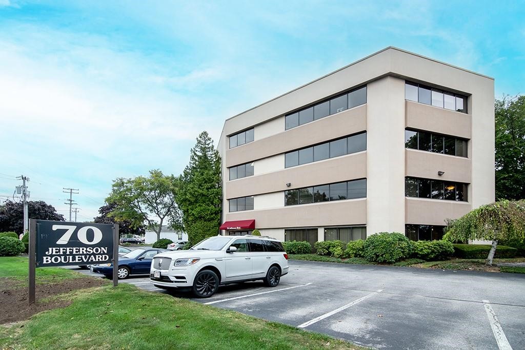70 Jefferson Boulevard Unit 301 — photo