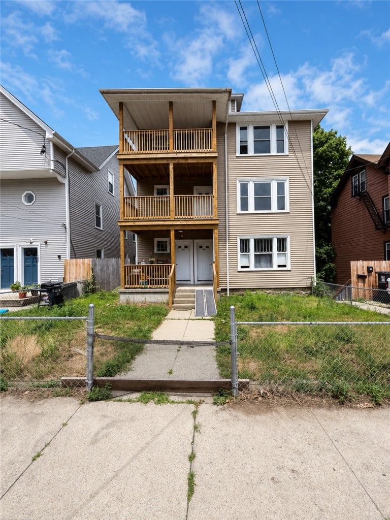 392 Carrington Avenue 1 — photo