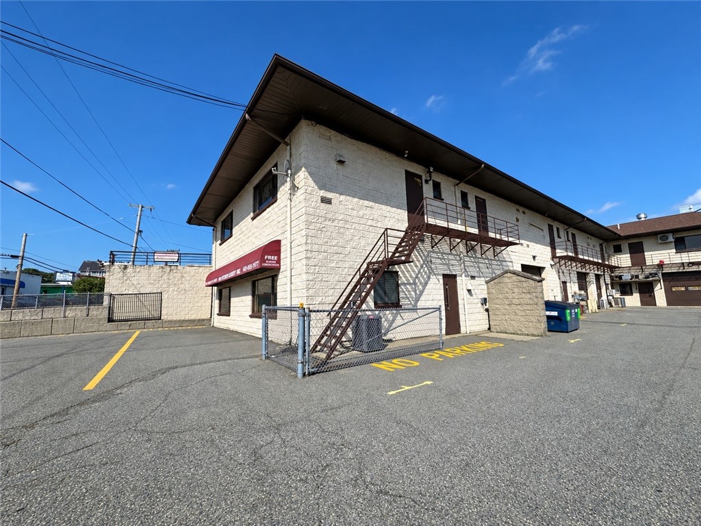593 Weeden Street Unit 1 — photo