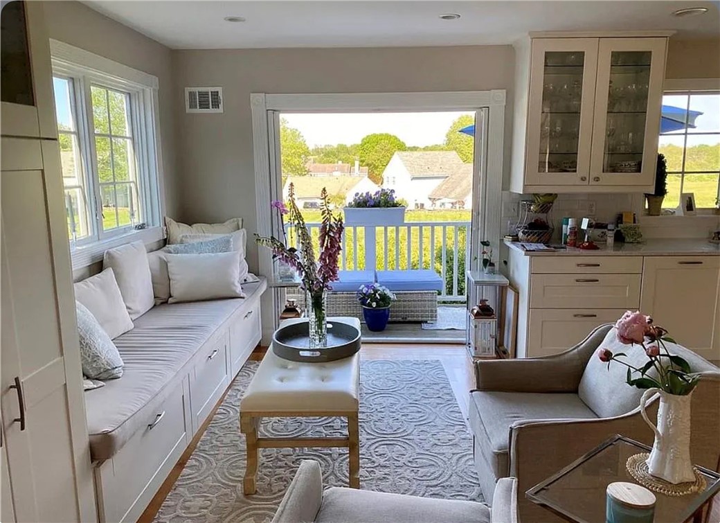 307 Corey Lane — photo