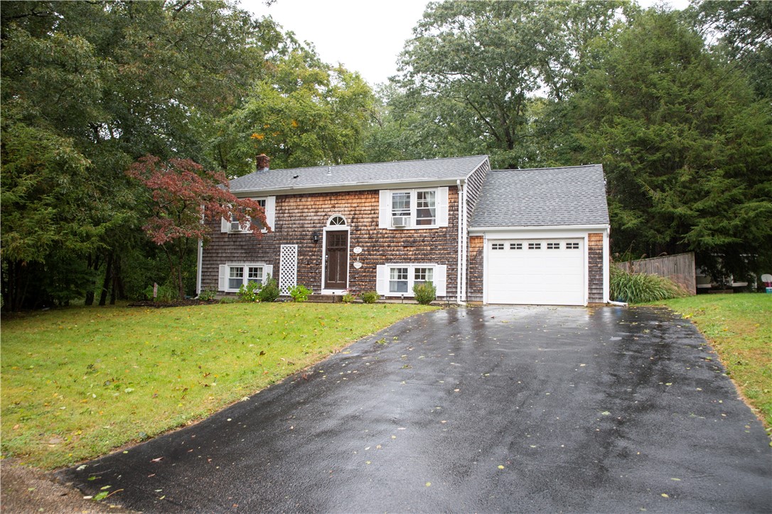 13 Sleepy Hollow Court — photo