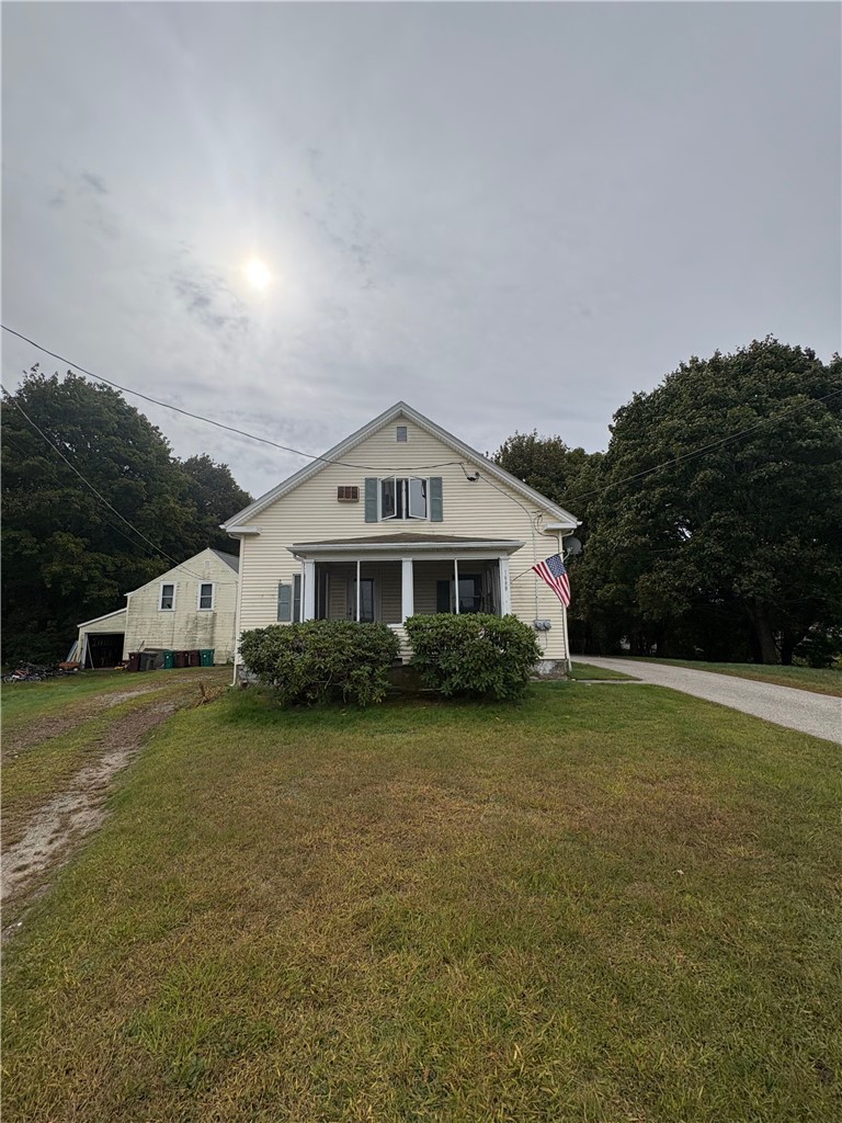 1888 Mendon Road, Woonsocket, RI 02895