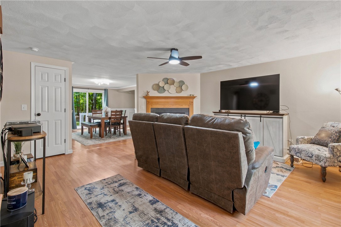 30 Eagle Run #B, Warwick, RI 02818 — photo 2