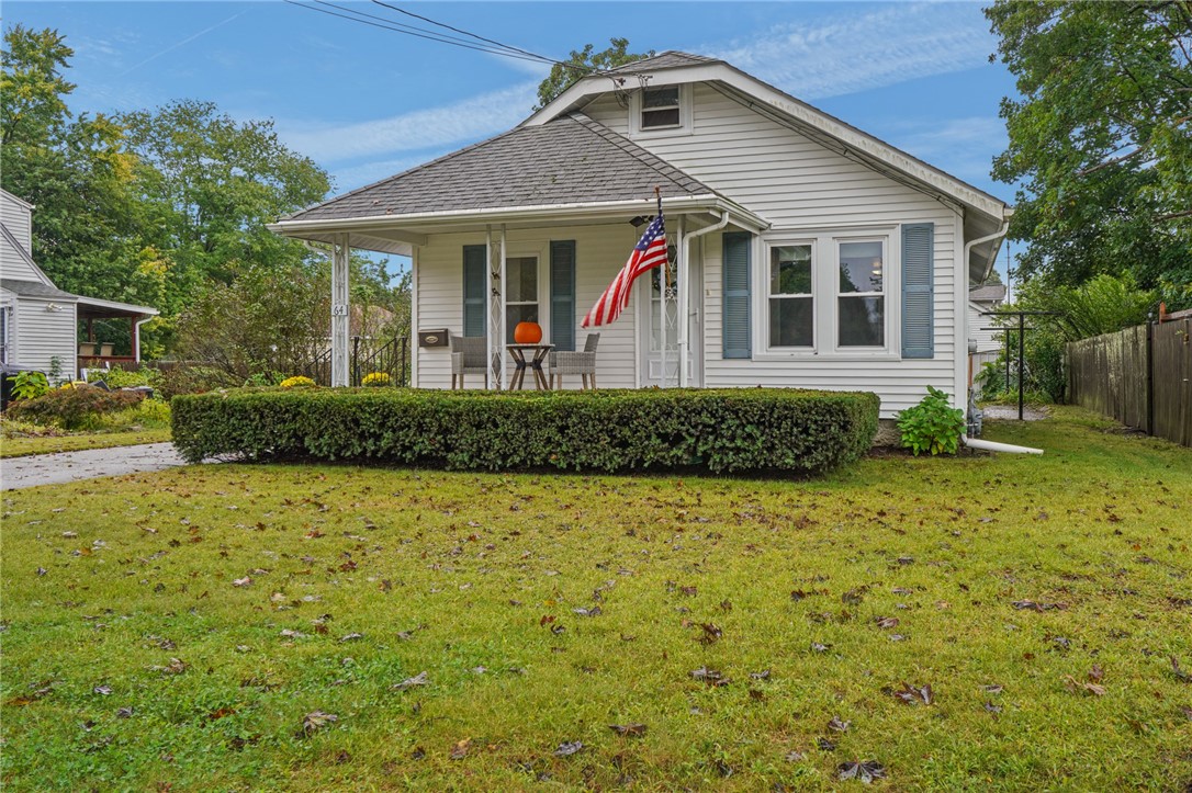 64 Crest Avenue, Warwick, RI 02886 — photo 2