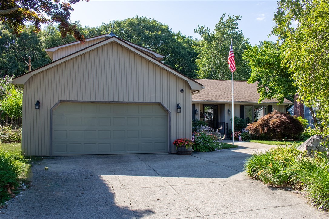 122 Elton Circle — photo