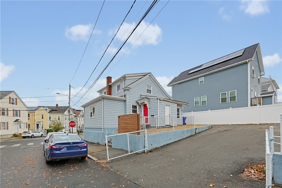 13 Greeley Street — photo