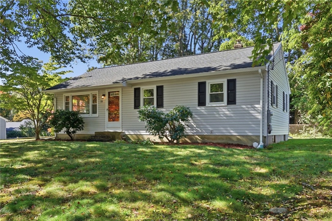 73 Pequot Trail — photo