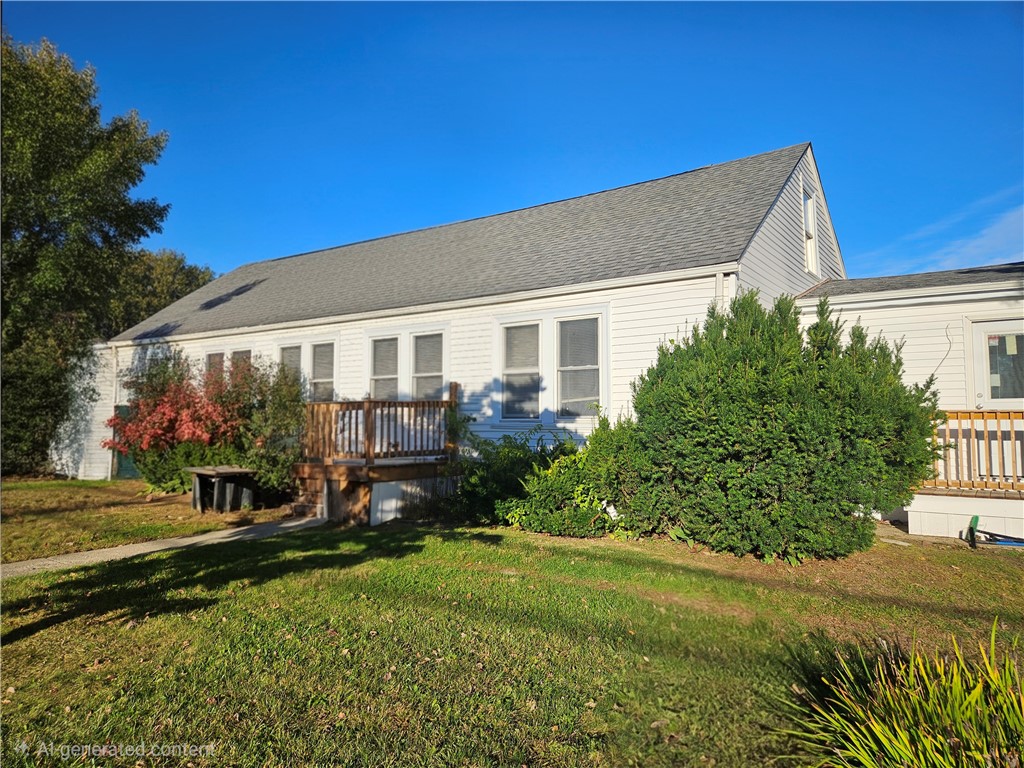 207 Old County Road — photo