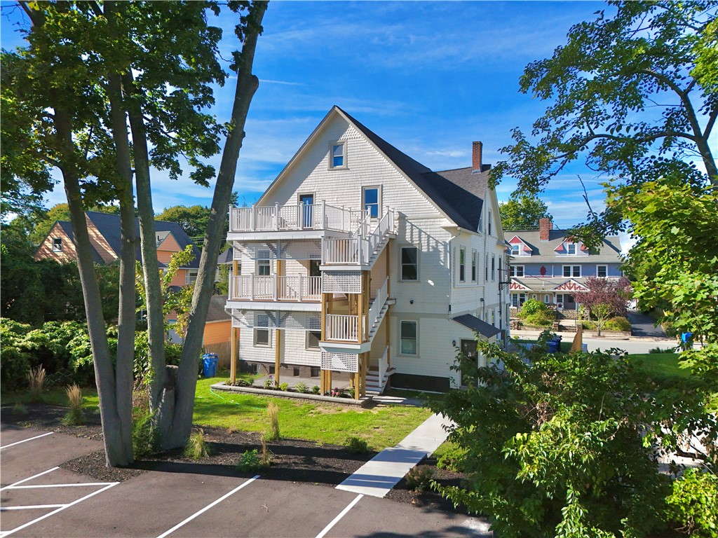58 Columbia Avenue Unit 3 — photo