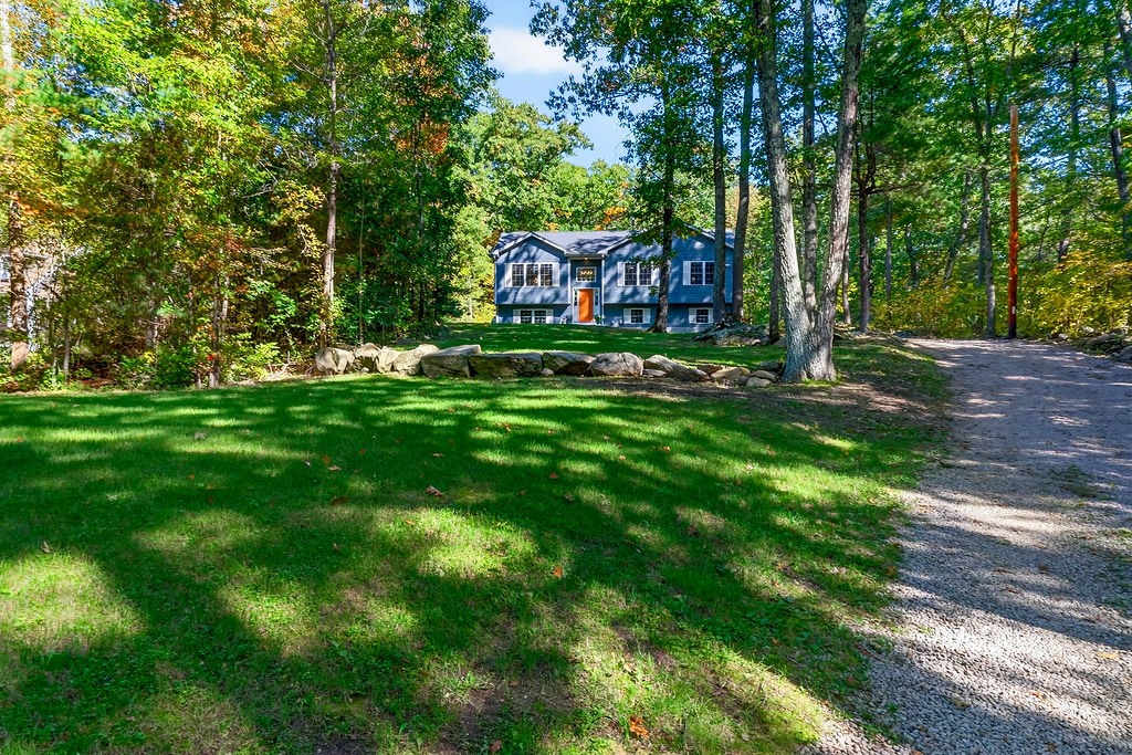 427 Log Road — photo