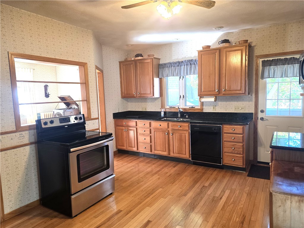 26 Collins Street, Woonsocket, RI 02895 — photo 3