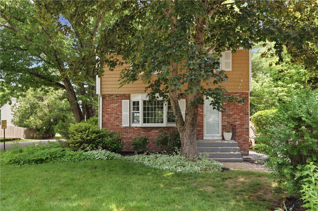 10 Sprague Street — photo