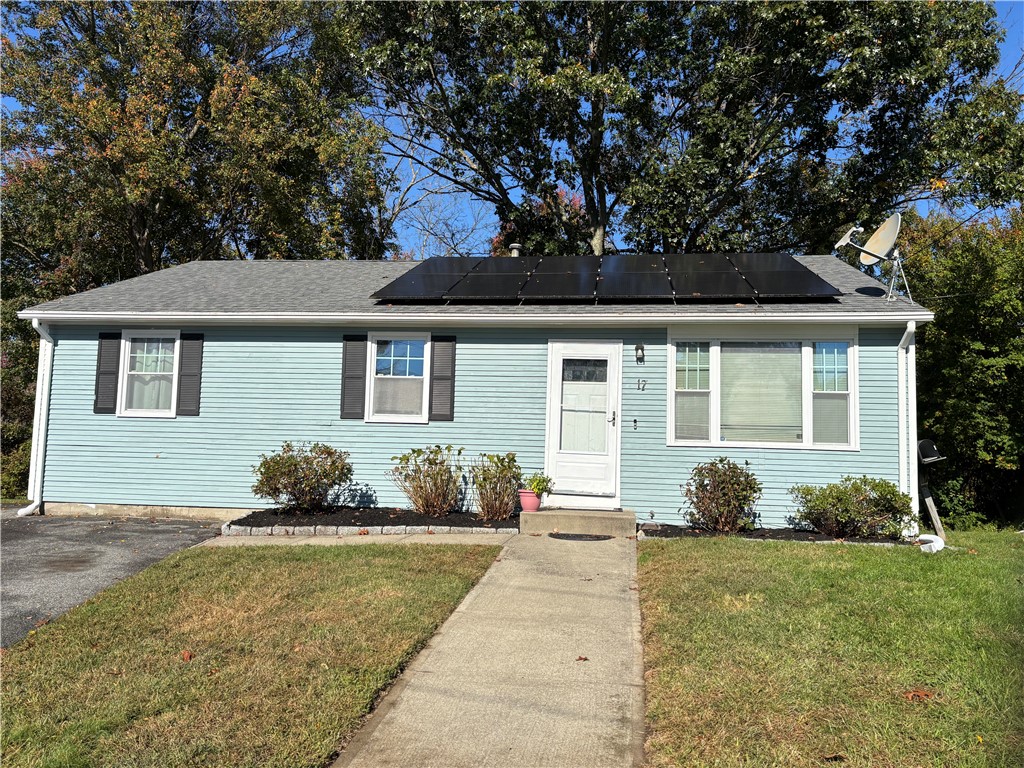 17 Warren Court — photo