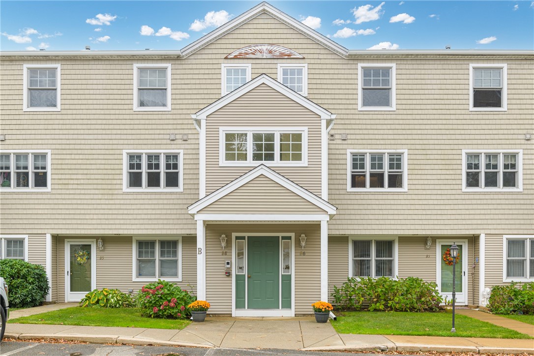 6 Bristol Woods Drive Unit B — photo