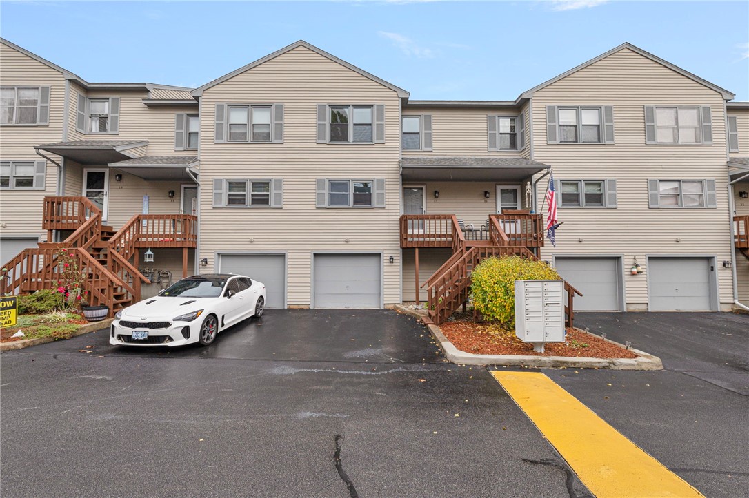 1603 Plainfield Pike Unit E7 — photo