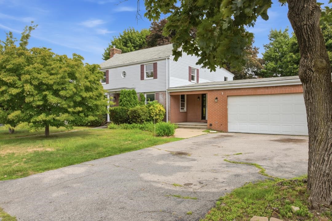 12 Buttonwood Drive — photo