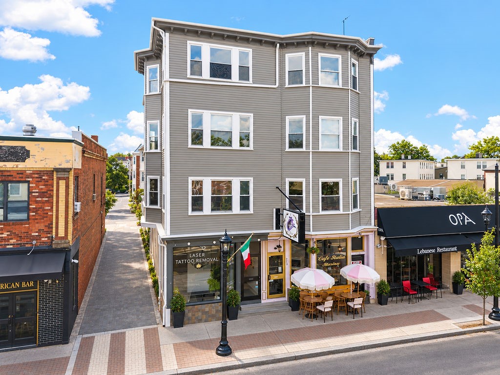 226 Atwells Avenue Unit 4 — photo