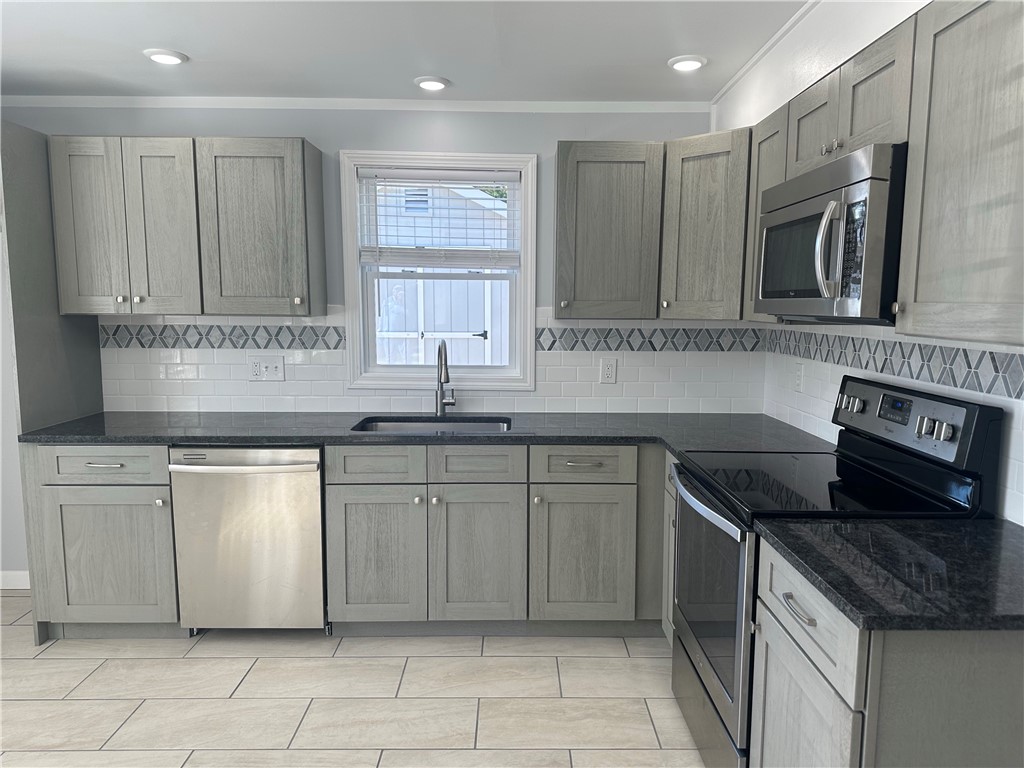22 Babcock Road Unit 3 — photo