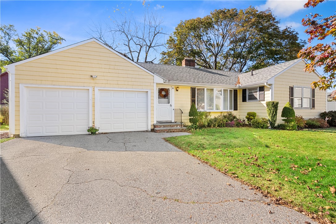 30 Marshall Way — photo